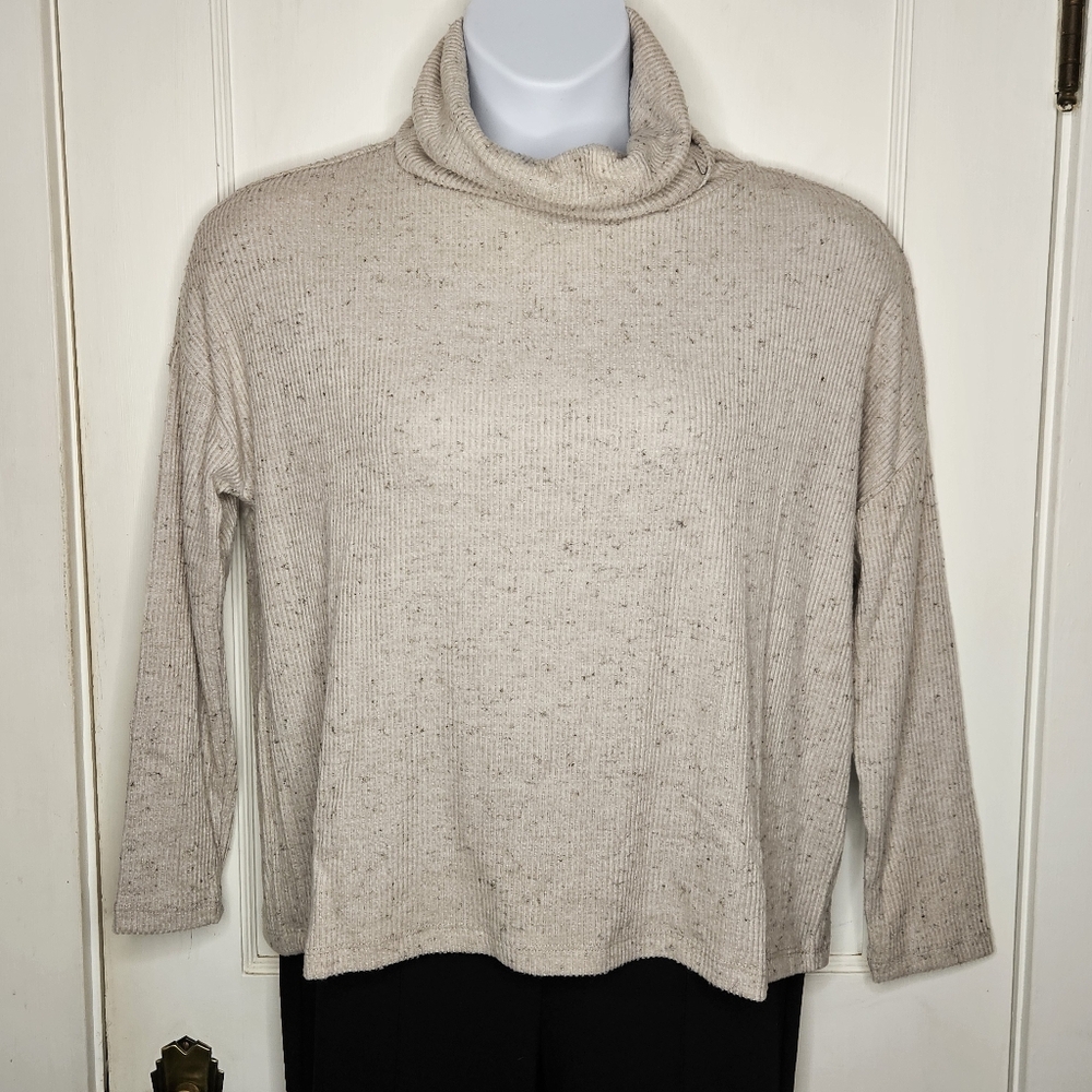 NWT Joan Vass Oversized Turtleneck In Oatmeal Heather - Size Medium
